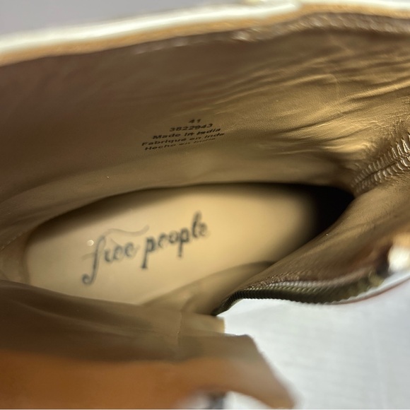 Free People New Frontier White Patent Leather Cowboy Boots W/Zip Sz 10/41- EUC - Picture 11 of 13